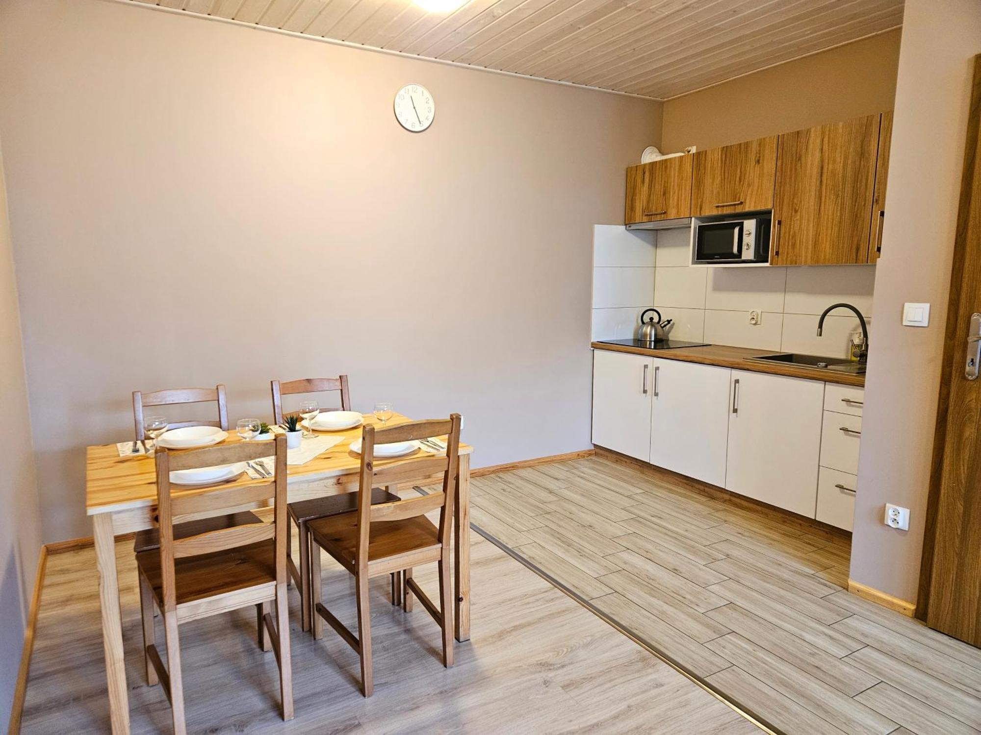 Bingo Apartment Повидз Екстериор снимка